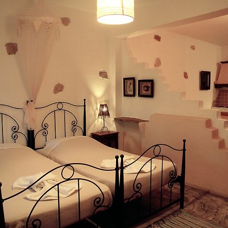Kalderimi Studios Patmos Town Exterior photo