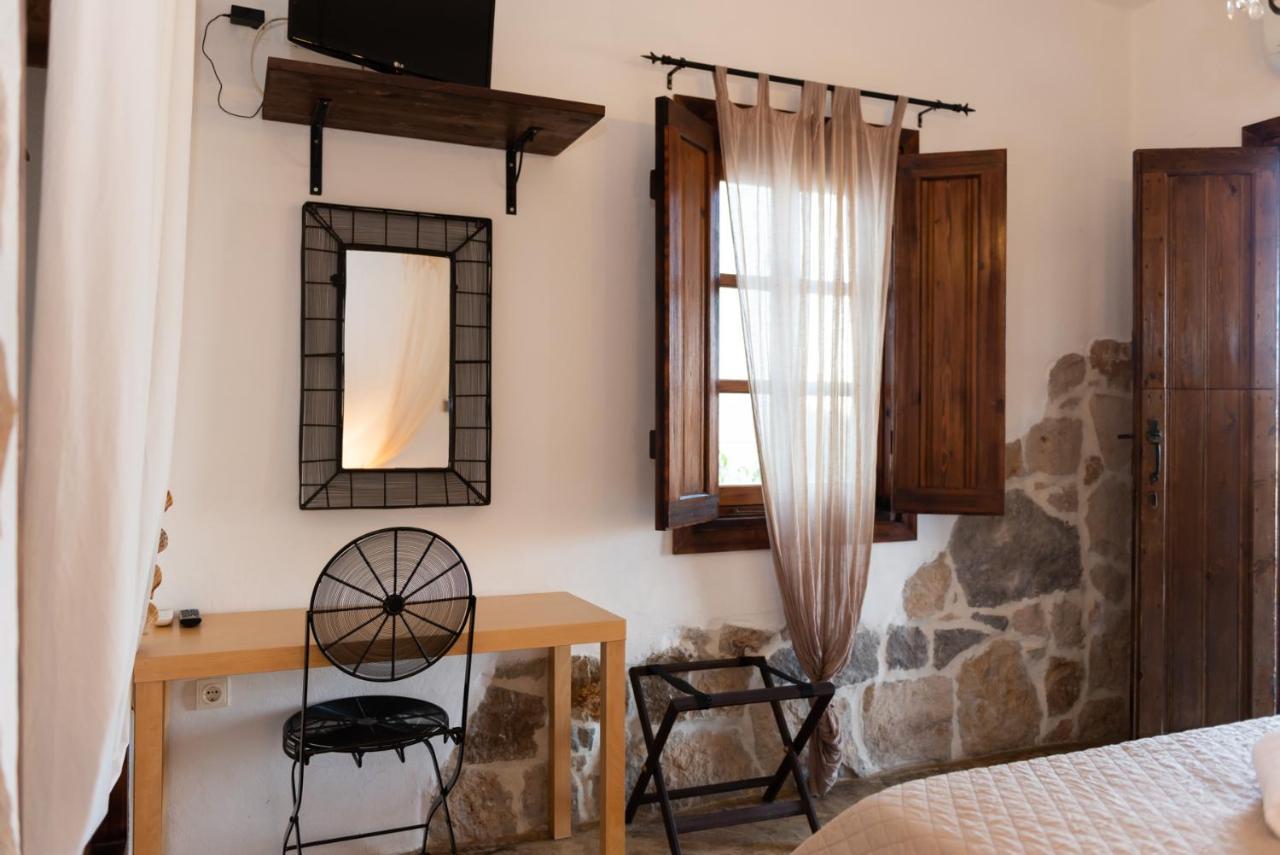 Kalderimi Studios Patmos Town Exterior photo