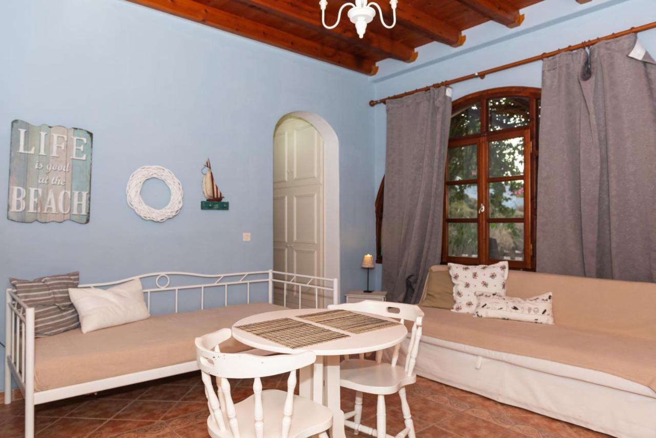 Kalderimi Studios Patmos Town Exterior photo